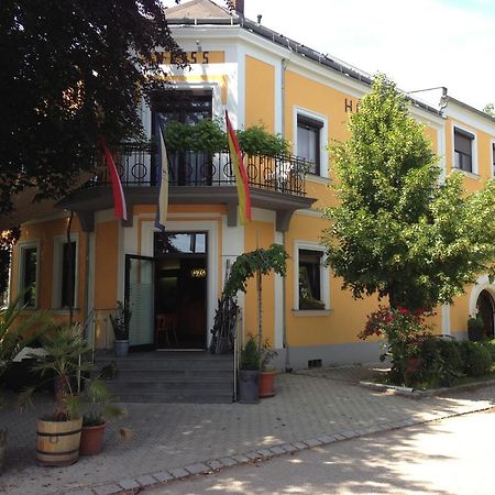 Gasthof-Pension Weisz-Artner Frauenkirchen Exterior foto